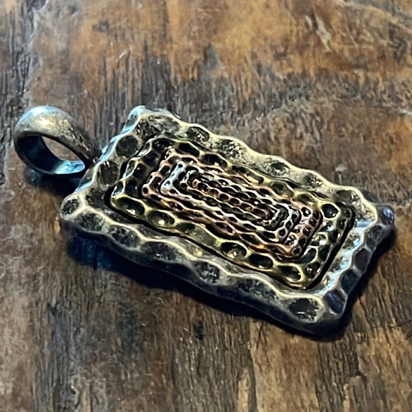NEXUS Retired LIA SOPHIA Pendant - Picture 10 of 14